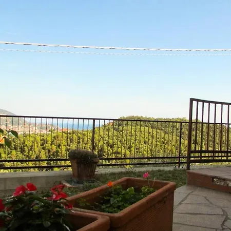 公寓 Dalla Isi Il Giardino Sul Golfo