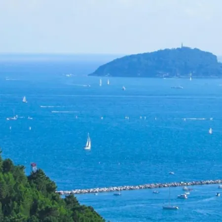 Dalla Isi Il Giardino Sul Golfo *