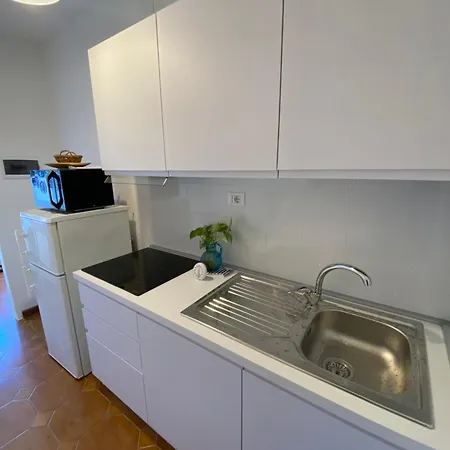 Apartment Dalla Isi Il Giardino Sul Golfo Pitelli