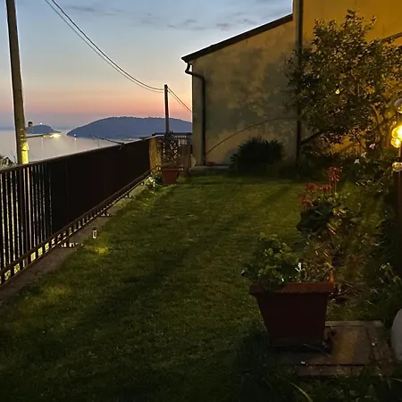 Dalla Isi Il Giardino Sul Golfo Pitelli