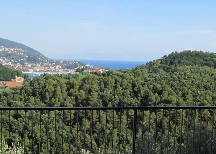 Lägenhet Dalla Isi Il Giardino Sul Golfo Pitelli