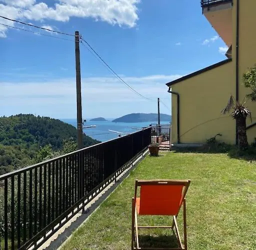 Lägenhet Dalla Isi Il Giardino Sul Golfo *